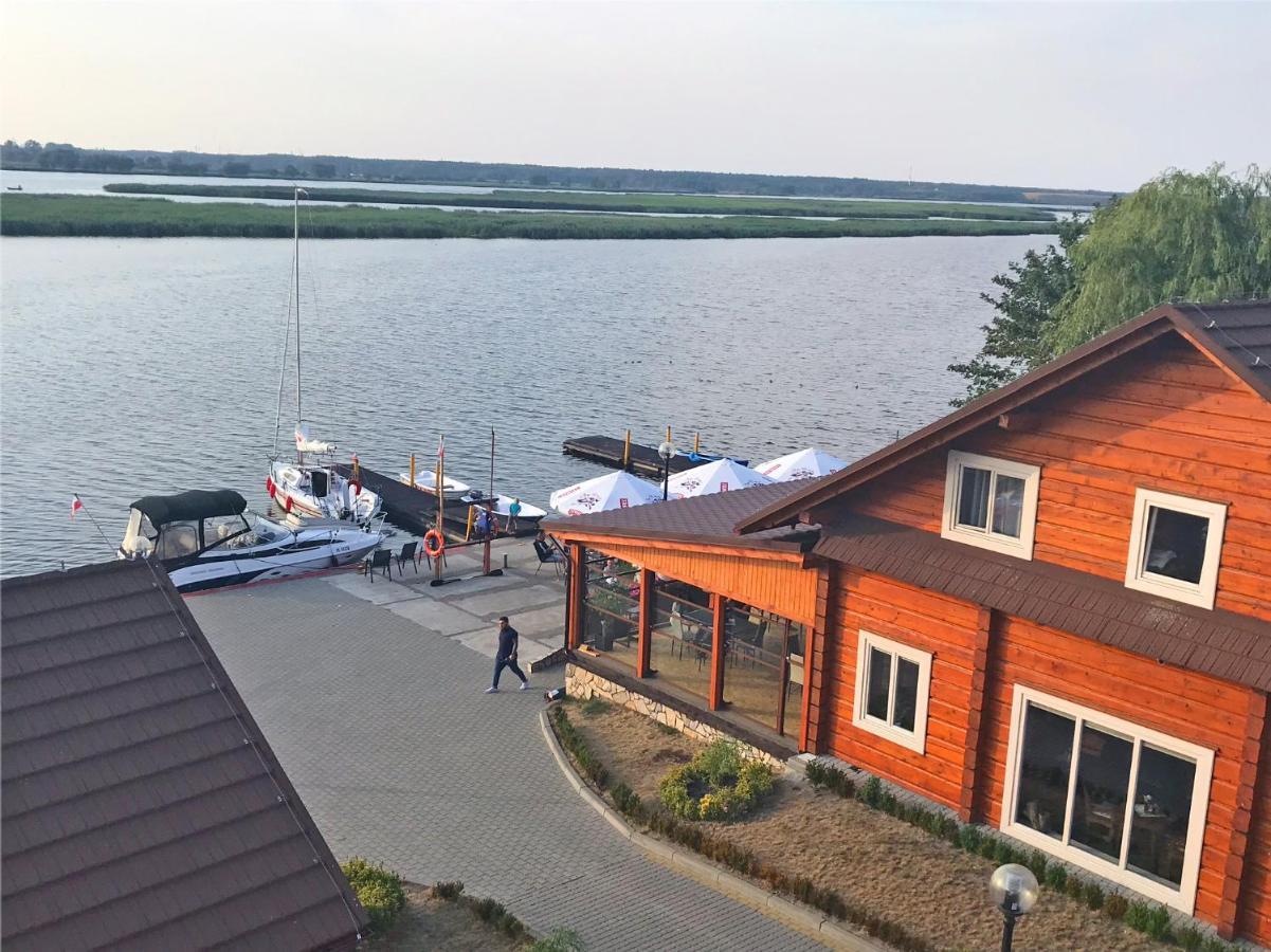 Baltic Waterfront Yacht House Hotell Świnoujście Eksteriør bilde