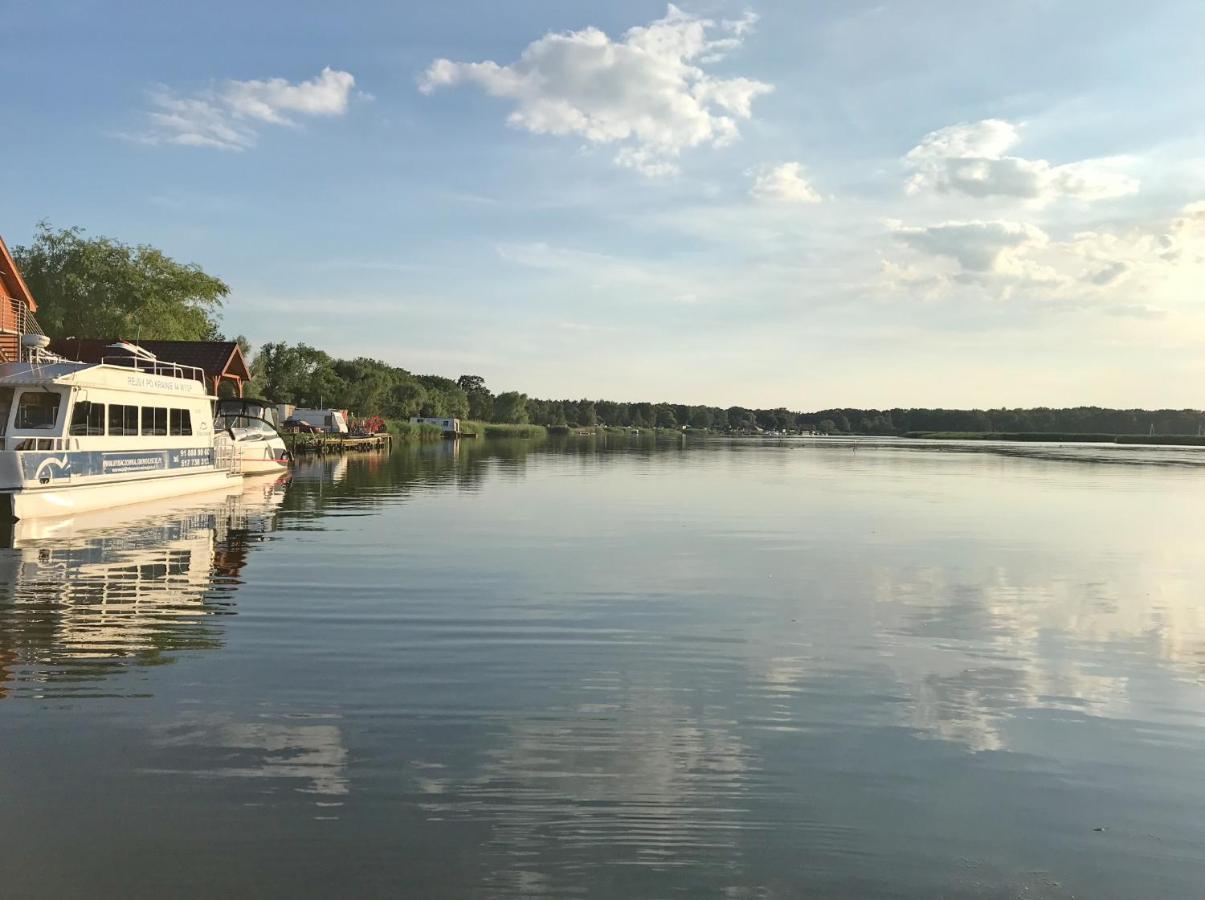 Baltic Waterfront Yacht House Hotell Świnoujście Eksteriør bilde